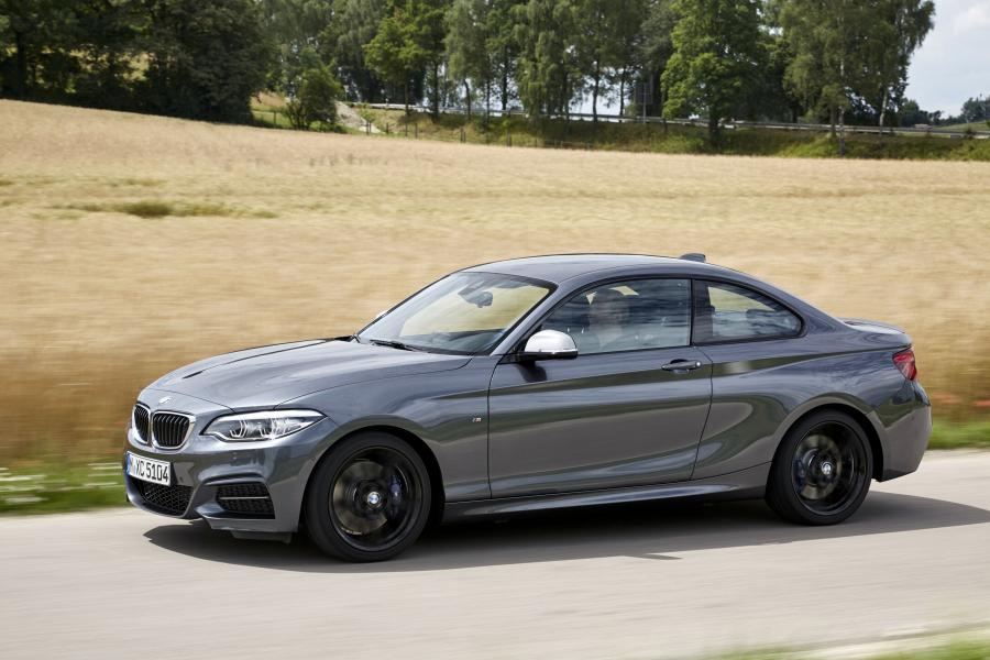  BMW M240i xDrive Coupe 2017 года  (WW) (фото 46 из 116)